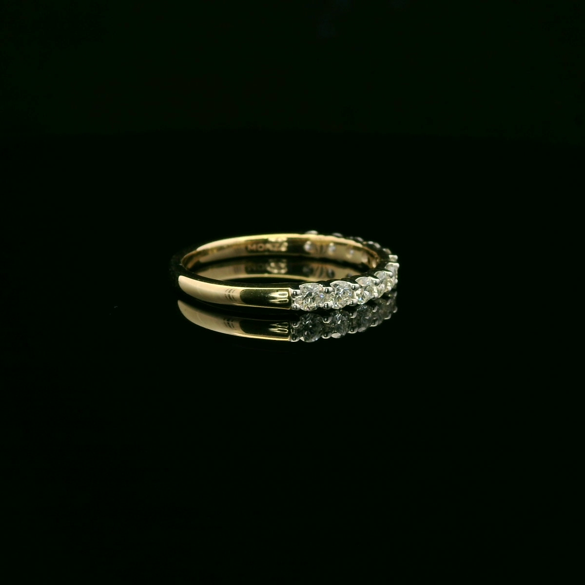 CHURUMBELA DE ORO CON DIAMANTES