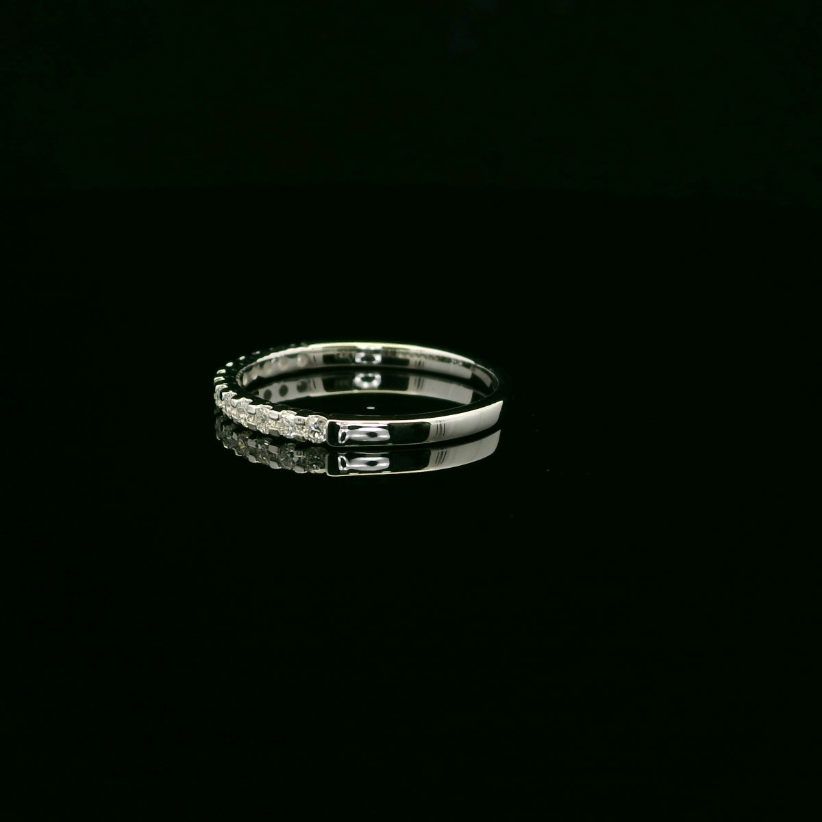 CHURUMBELA DE ORO CON DIAMANTES