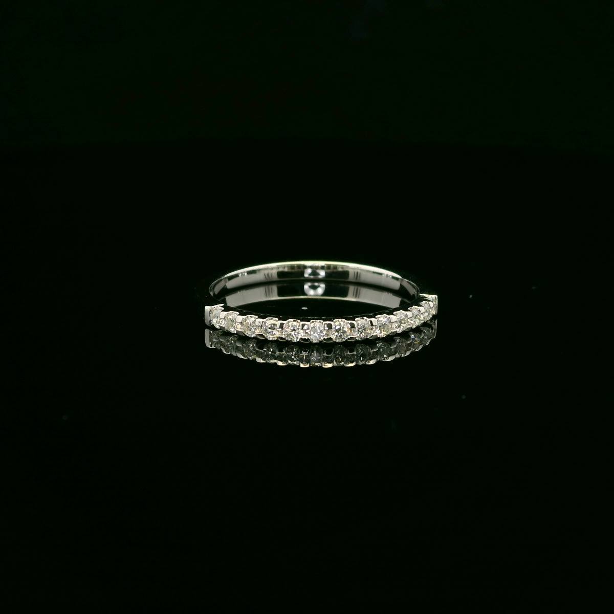 CHURUMBELA DE ORO CON DIAMANTES