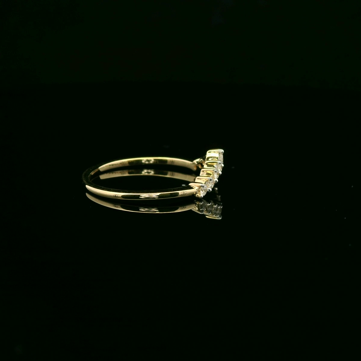 ANILLO DE ORO CON DIAMANTES