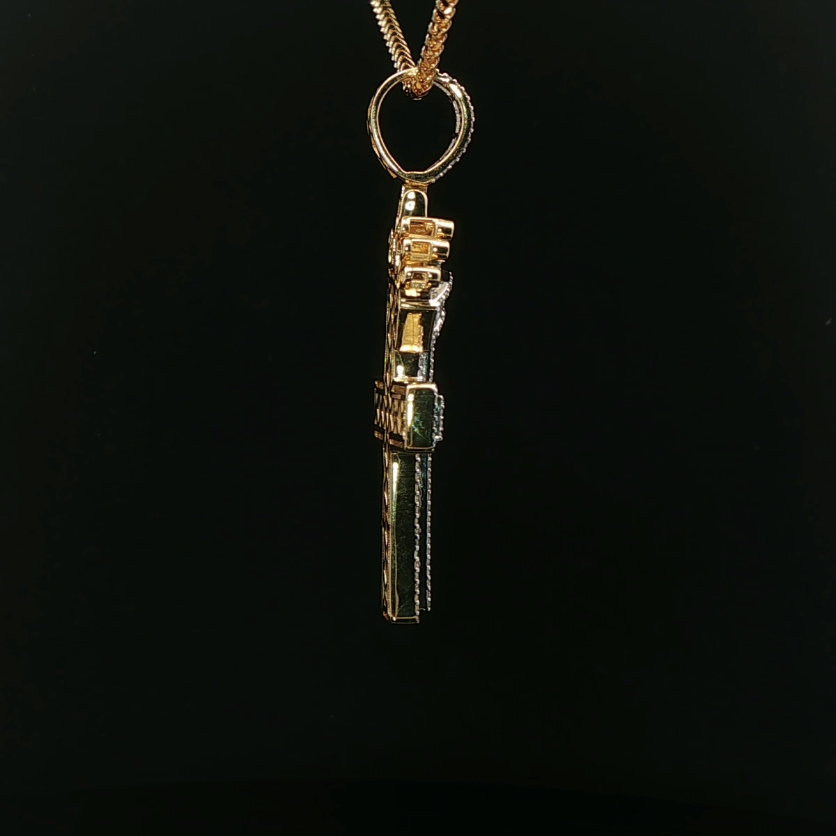 CRUZ DE ORO CON DIAMANTES CORONA