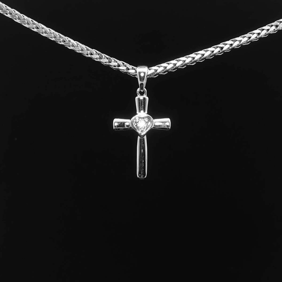 CRUZ DE ORO CON DIAMANTE CENTRAL