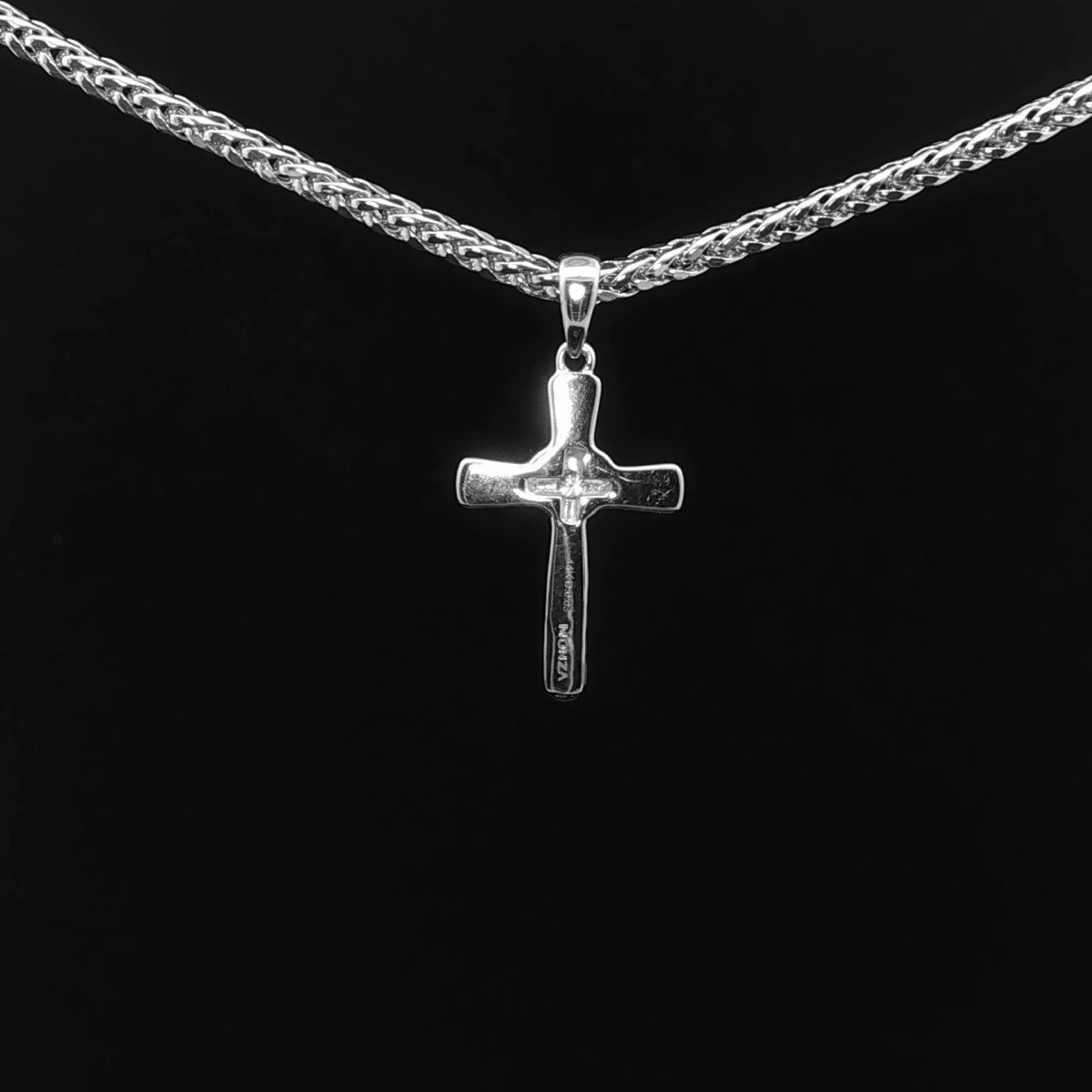 CRUZ DE ORO CON DIAMANTE CENTRAL