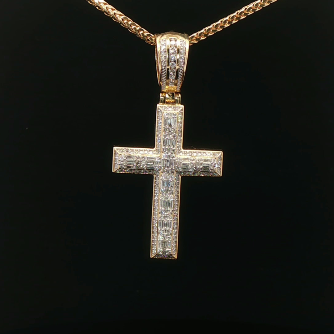 CRUZ DE ORO CON DIAMANTES