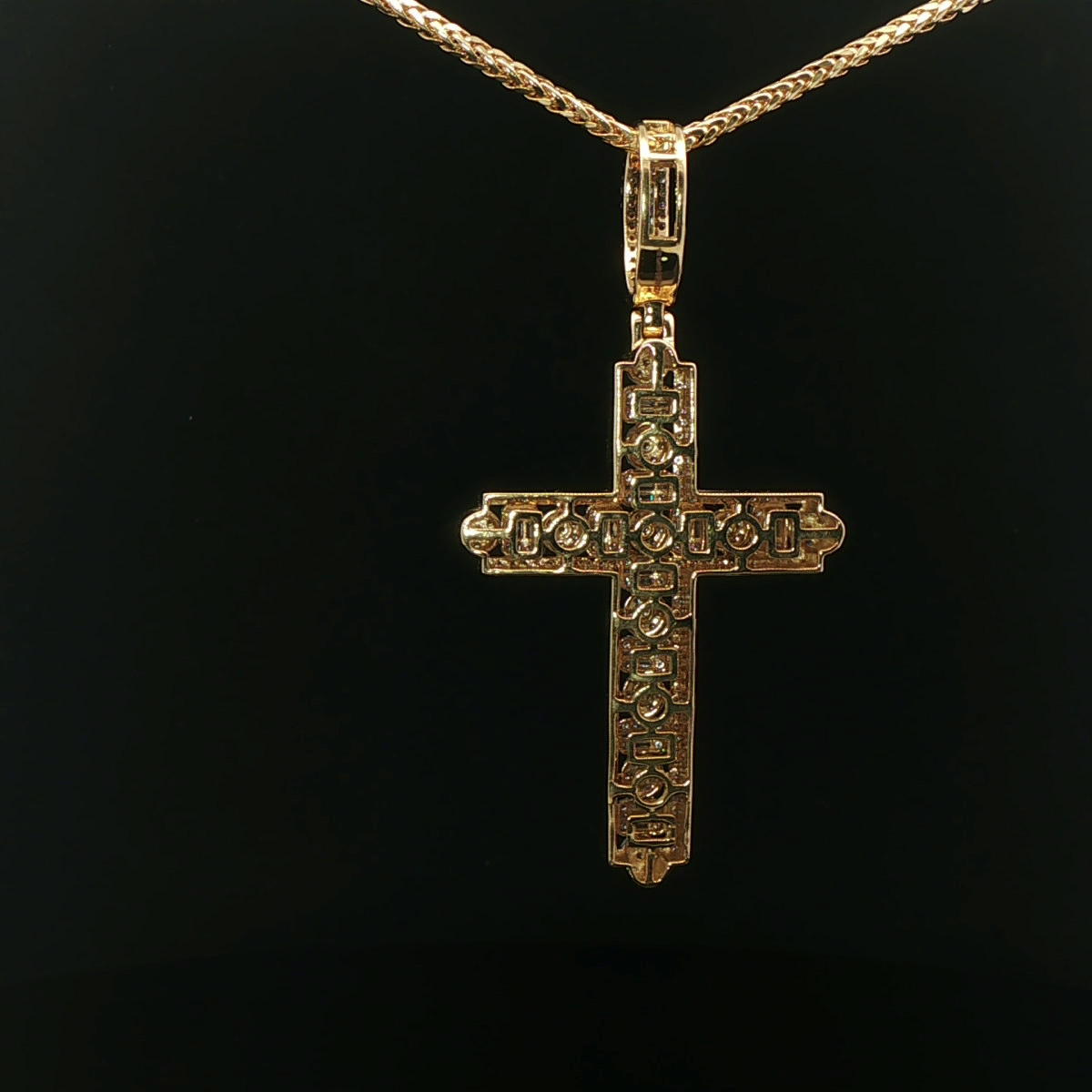 CRUZ DE ORO CON DIAMANTES
