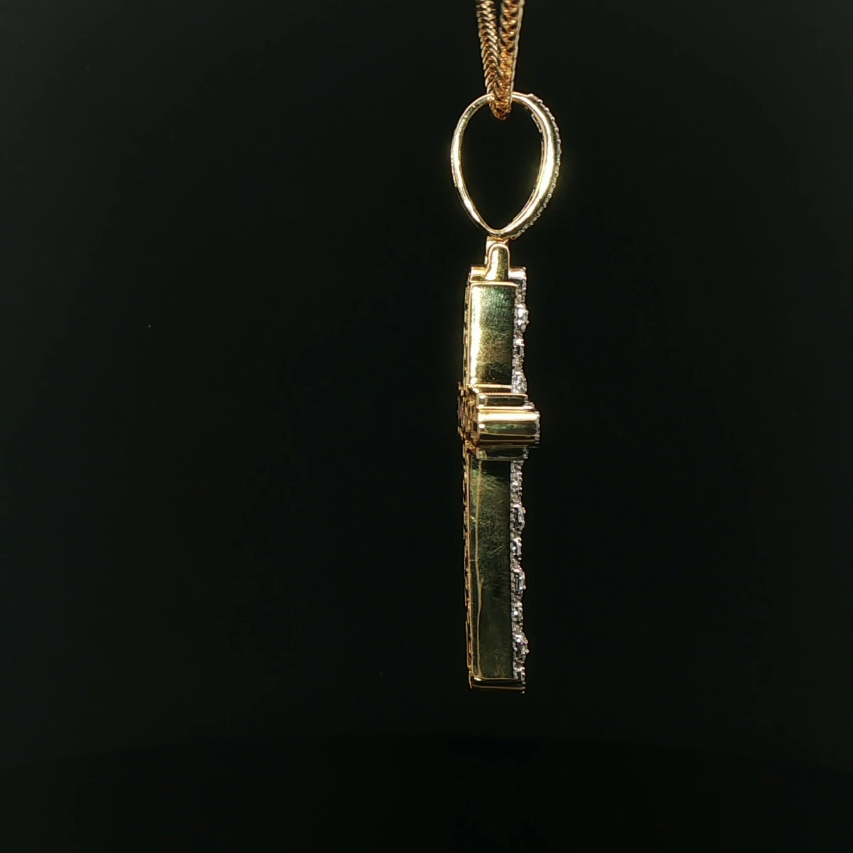 CRUZ DE ORO CON DIAMANTES