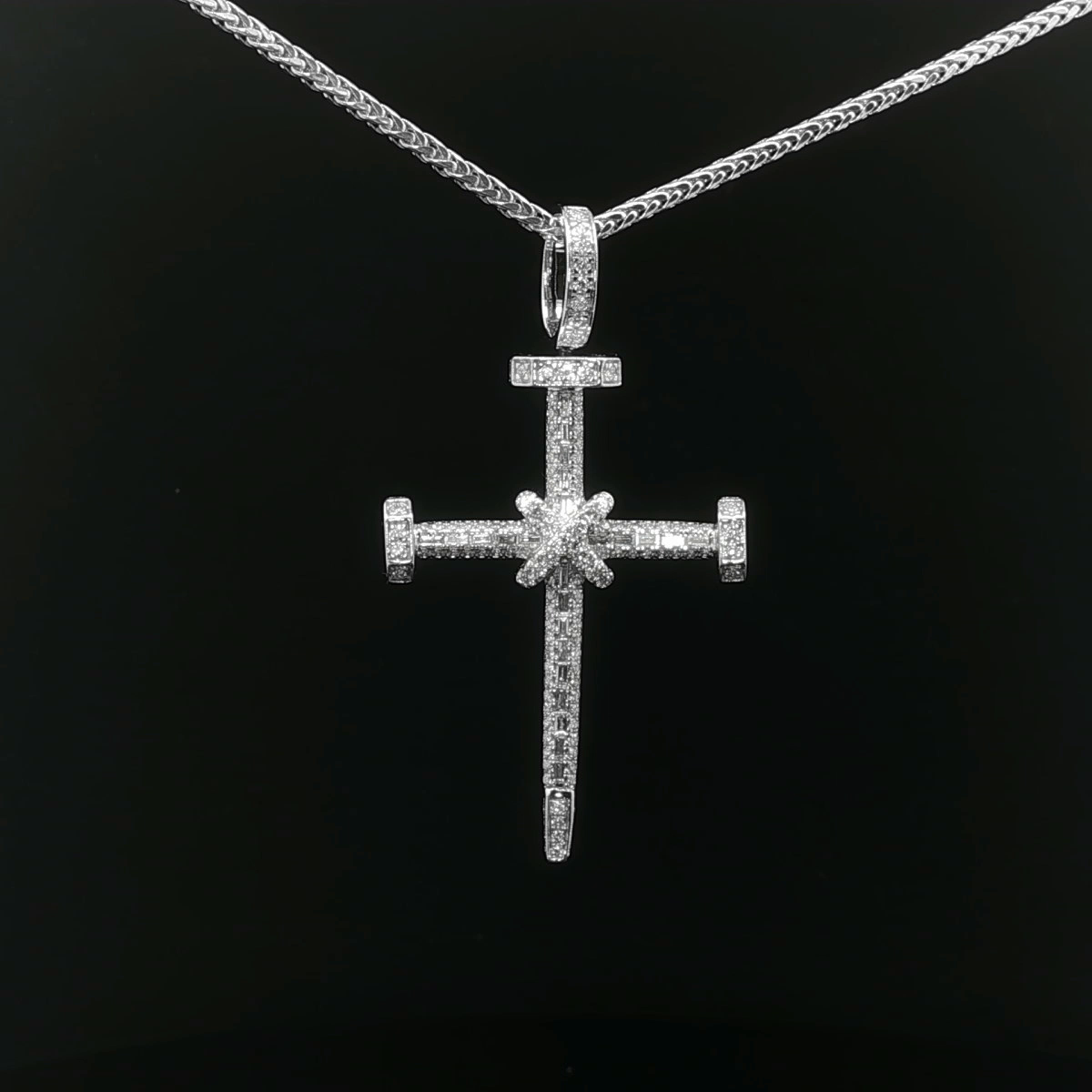 CRUZ DE ORO CON DIAMANTES