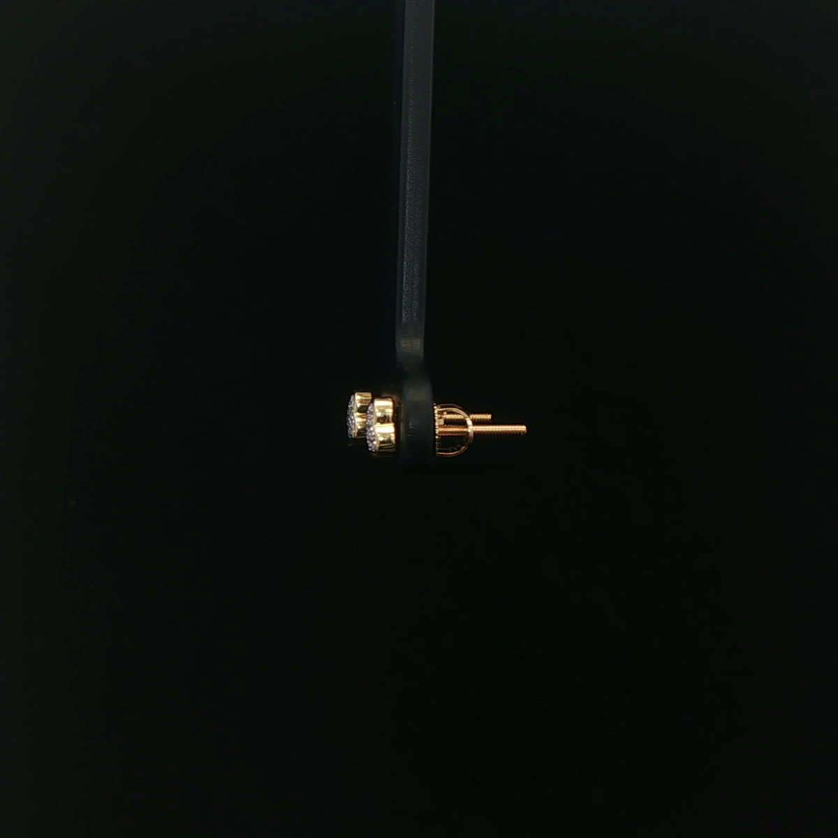 ARETES FLOR EN ORO 14K CON DIAMANTES