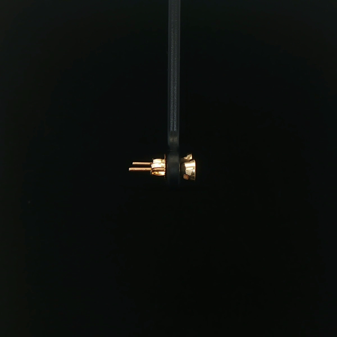 ARETES DE ORO 14KN CON DIAMANTES