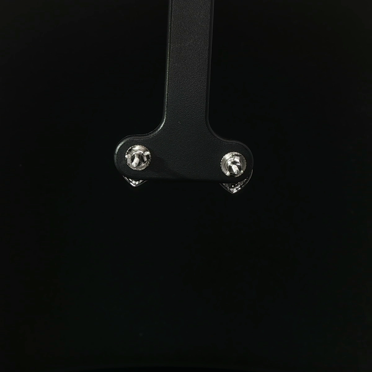 ARETES DE ORO BLANCO 14K CON DIAMANTES