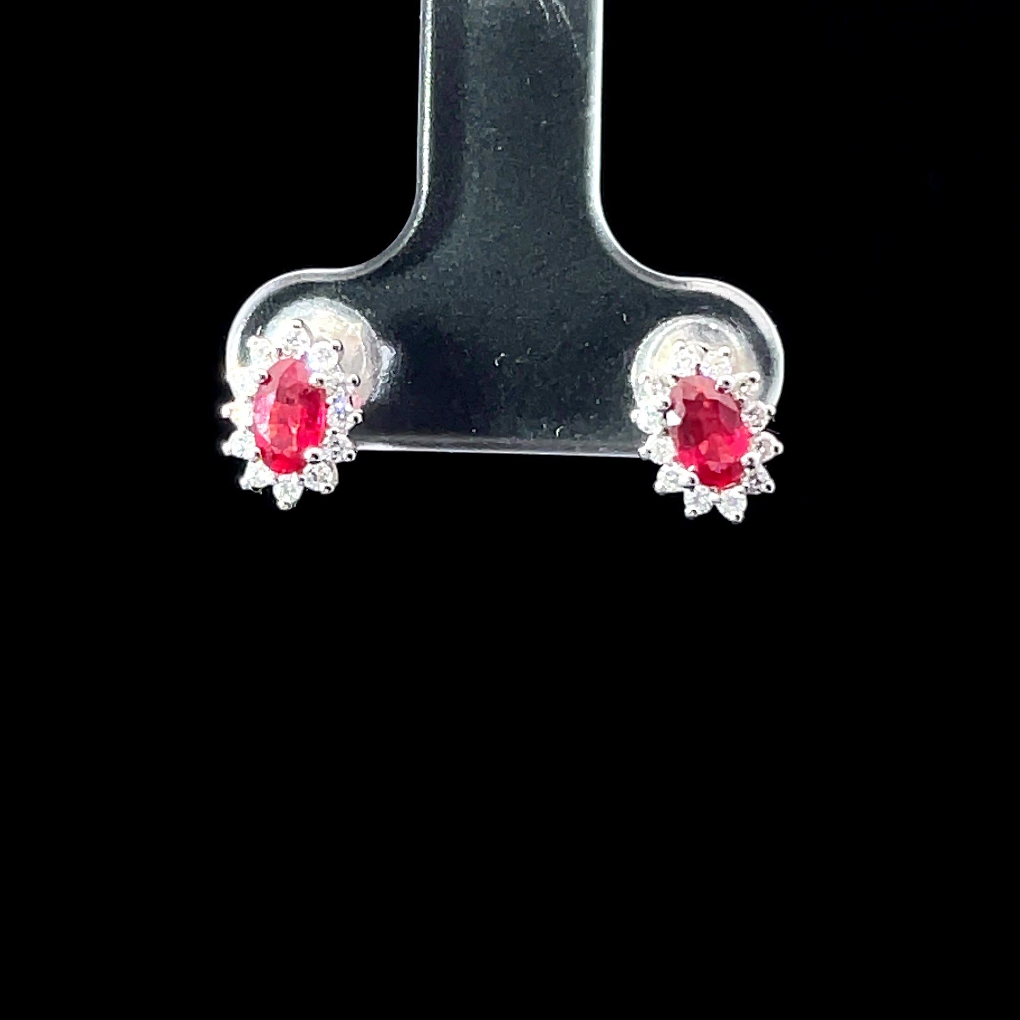 ARETES DE ORO CON RUBI Y DIAMANTES N