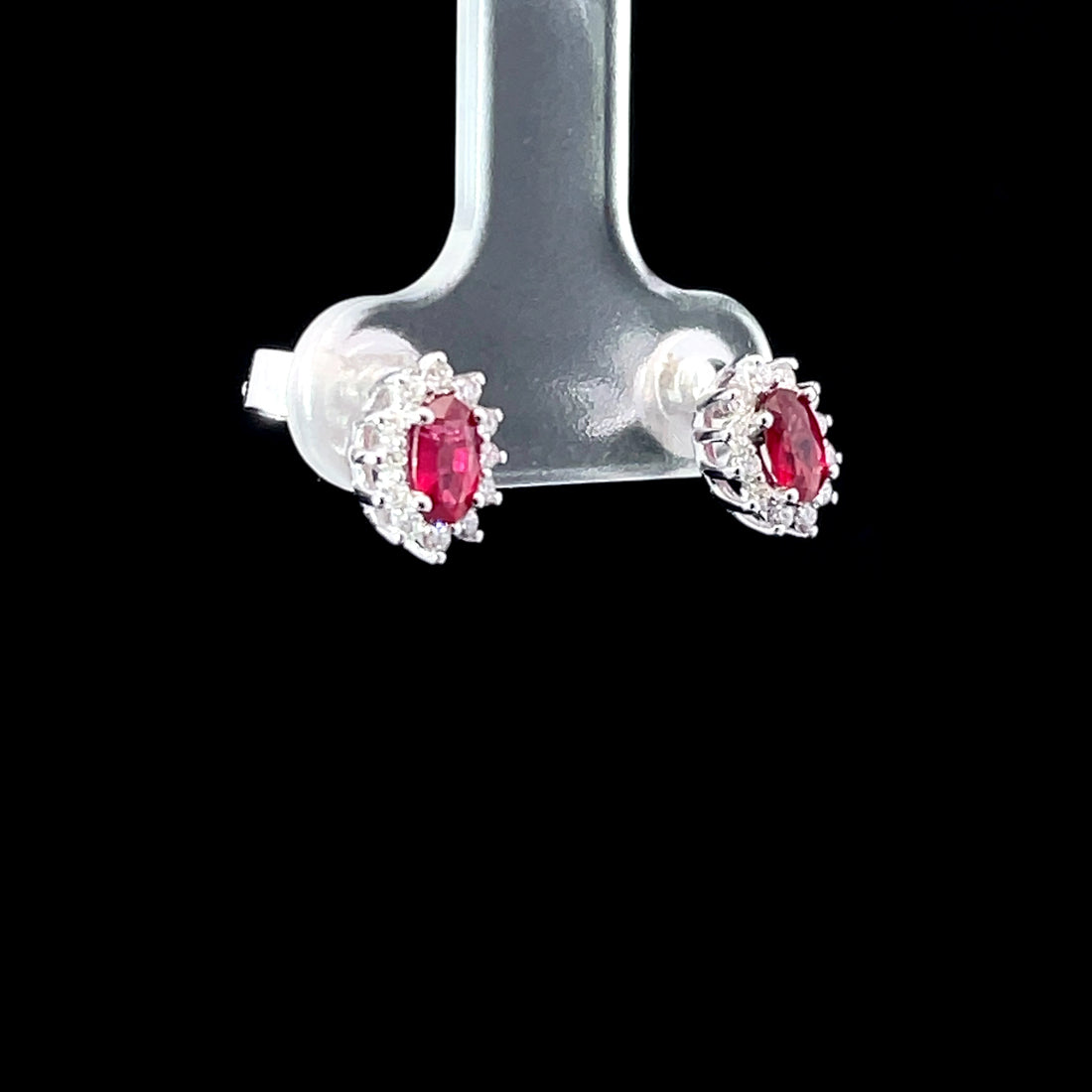 ARETES DE ORO CON RUBI Y DIAMANTES N