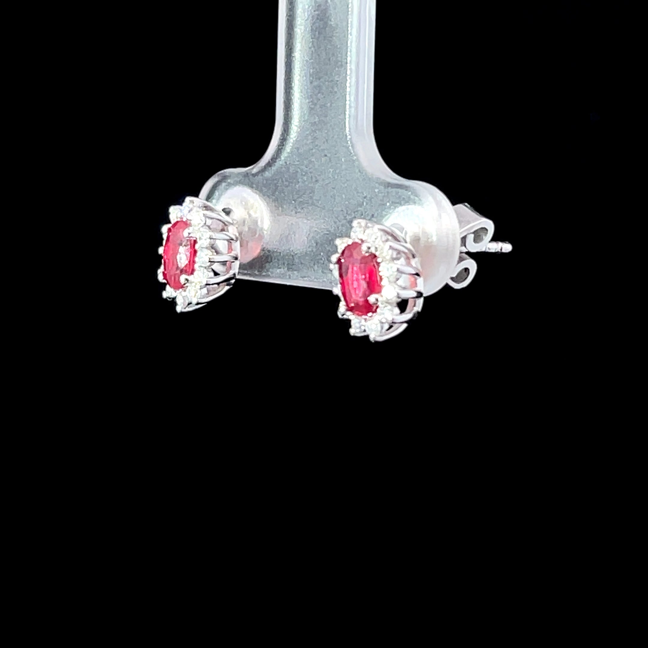 ARETES DE ORO CON RUBI Y DIAMANTES N