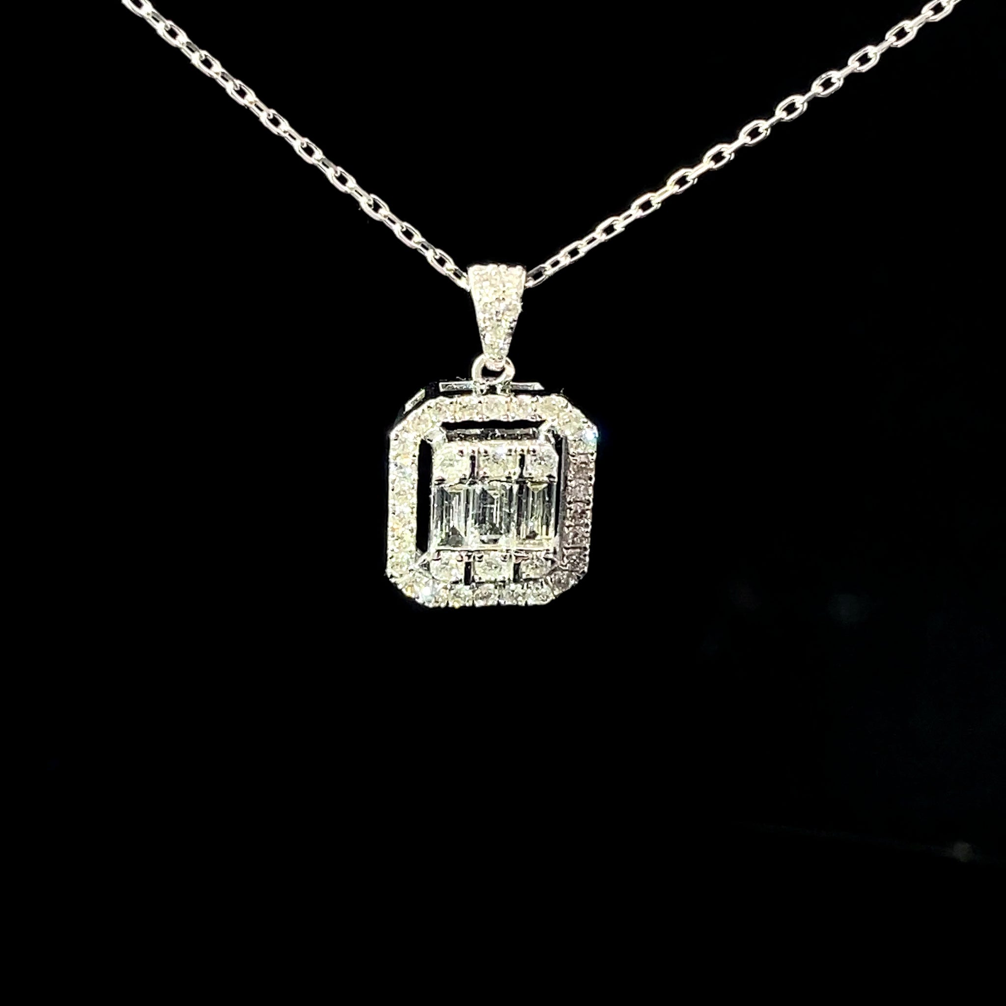 COLLAR DE ORO CON DIAMANTES