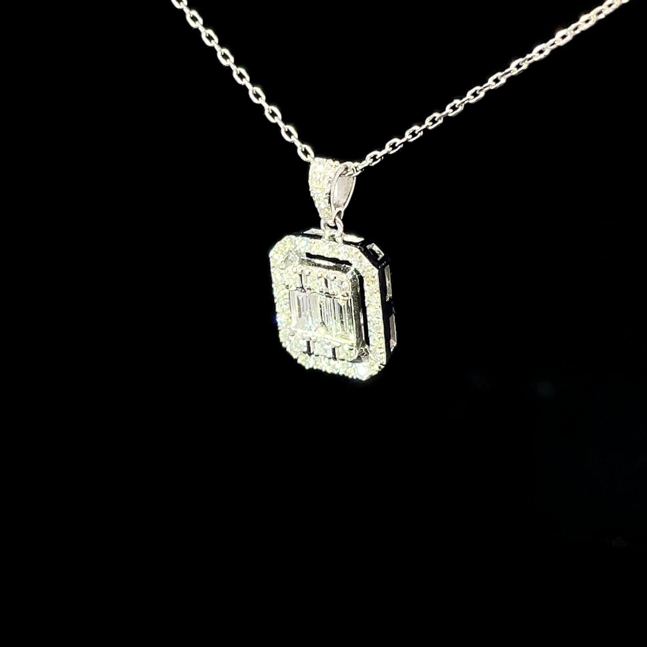 COLLAR DE ORO CON DIAMANTES