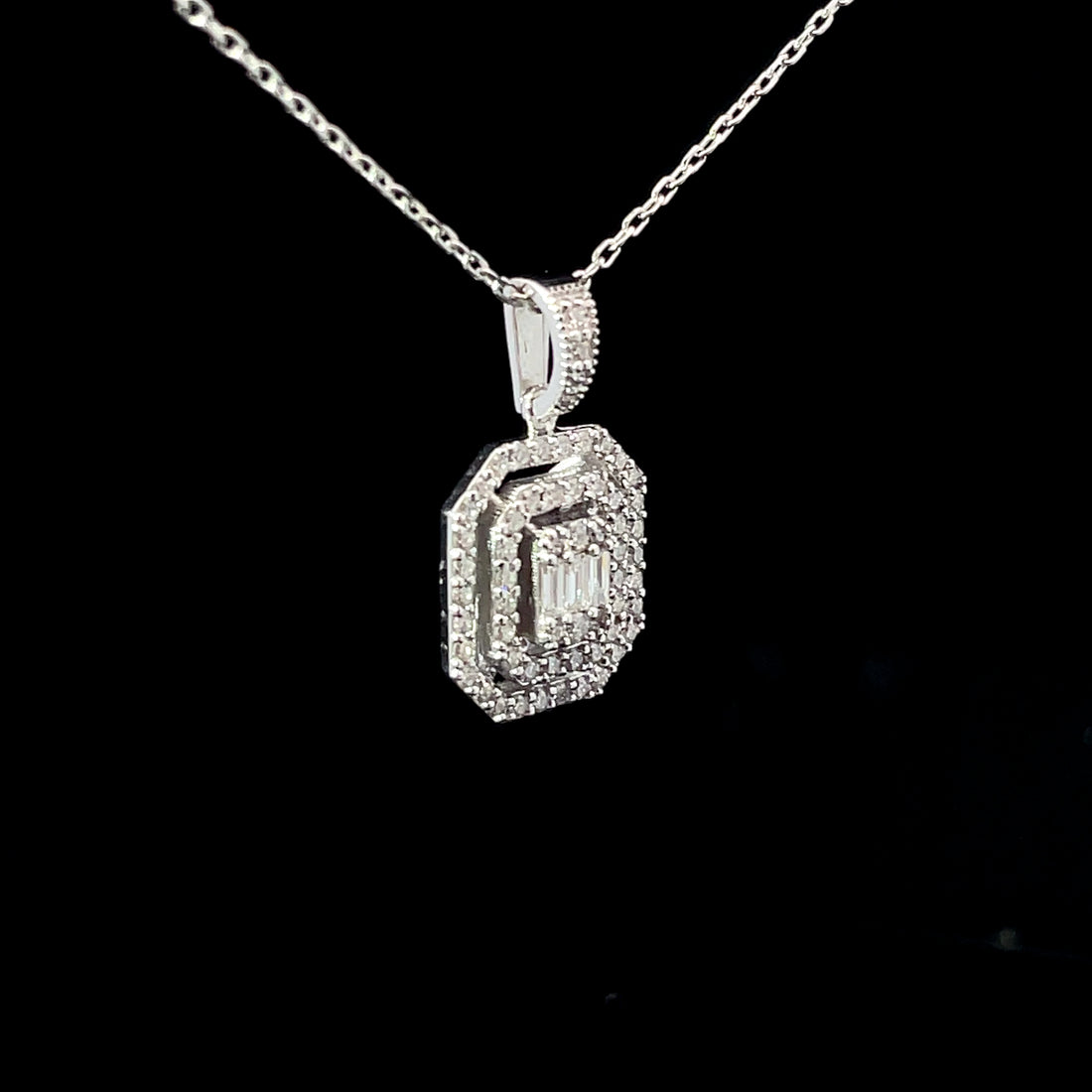 COLLAR DE ORO CON DIAMANTES