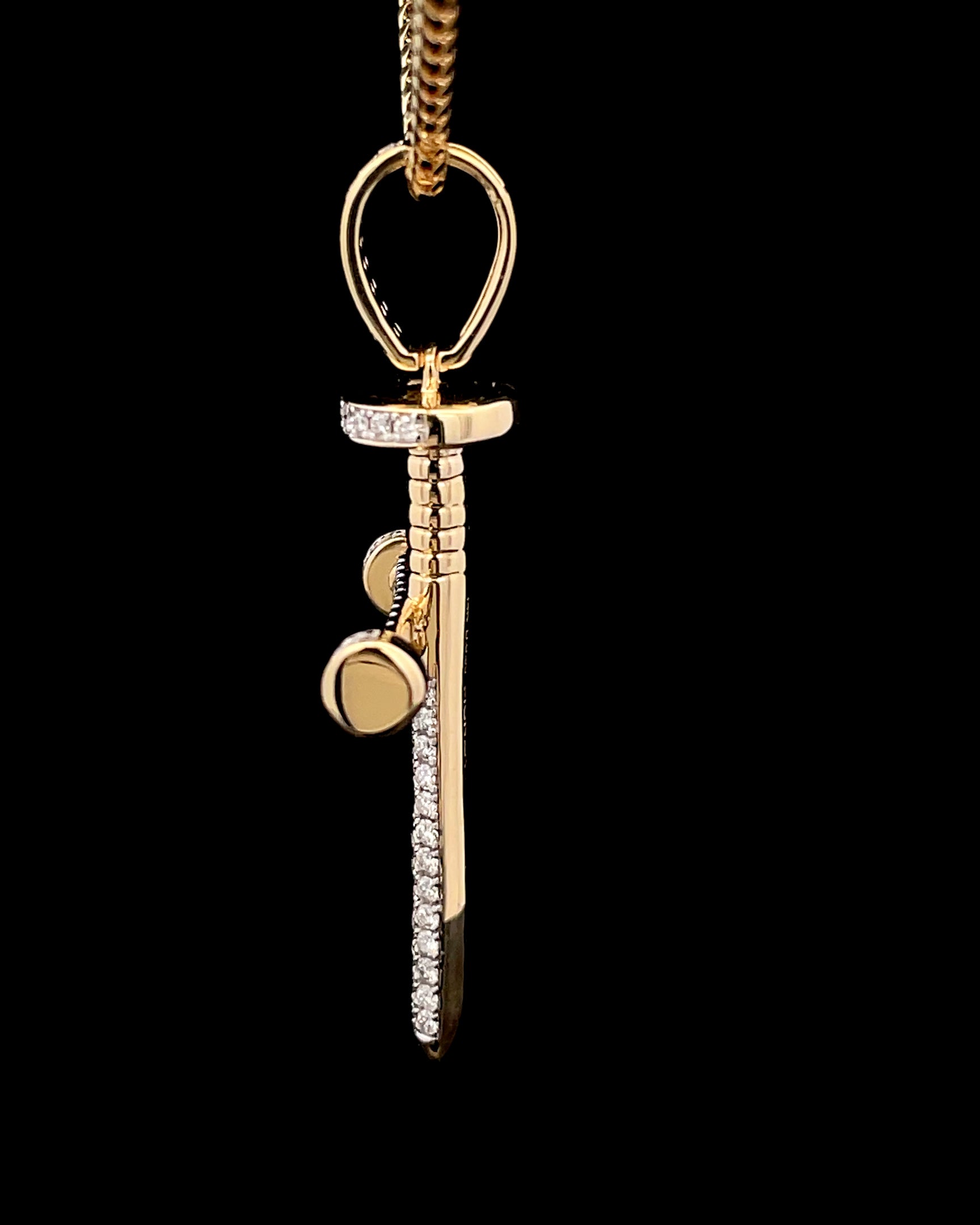 CRUZ DE ORO CON DIAMANTES