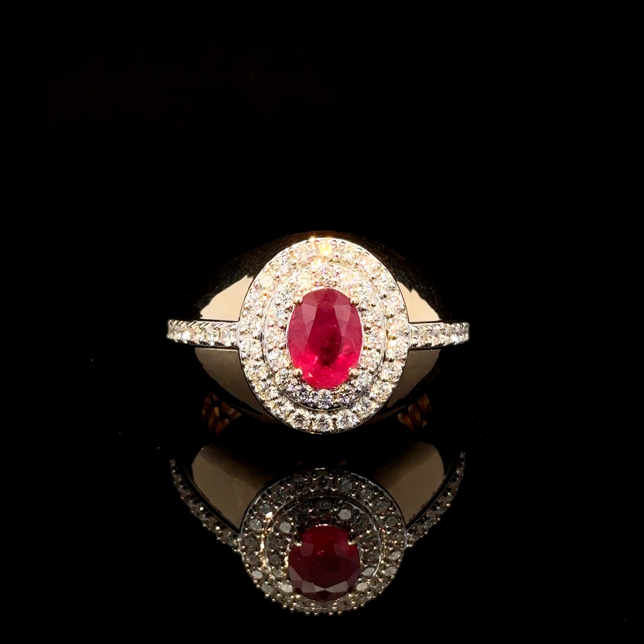 ANILLO DE ORO CON DIAMANTES Y RUBI