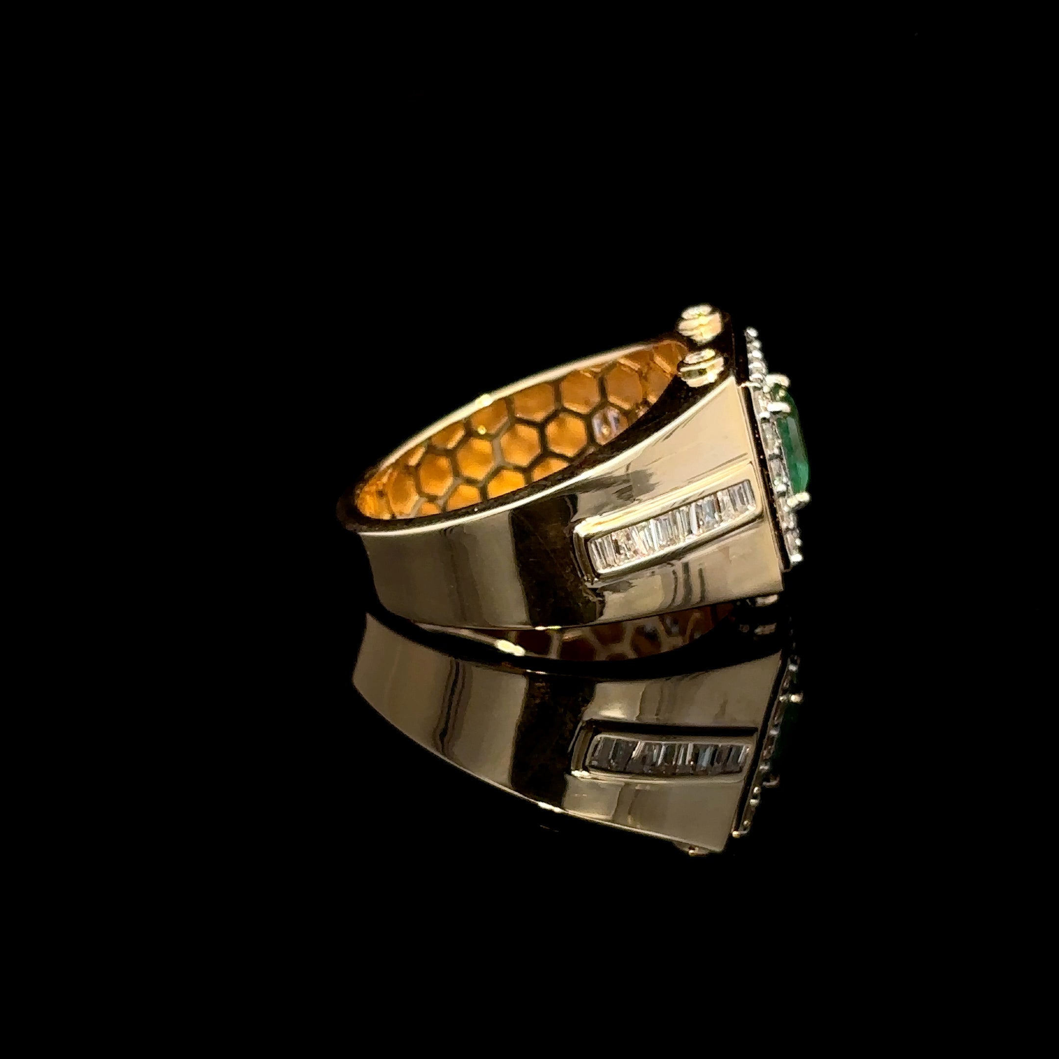 ANILLO DE ORO CON DIAMANTE Y ESMERALDA