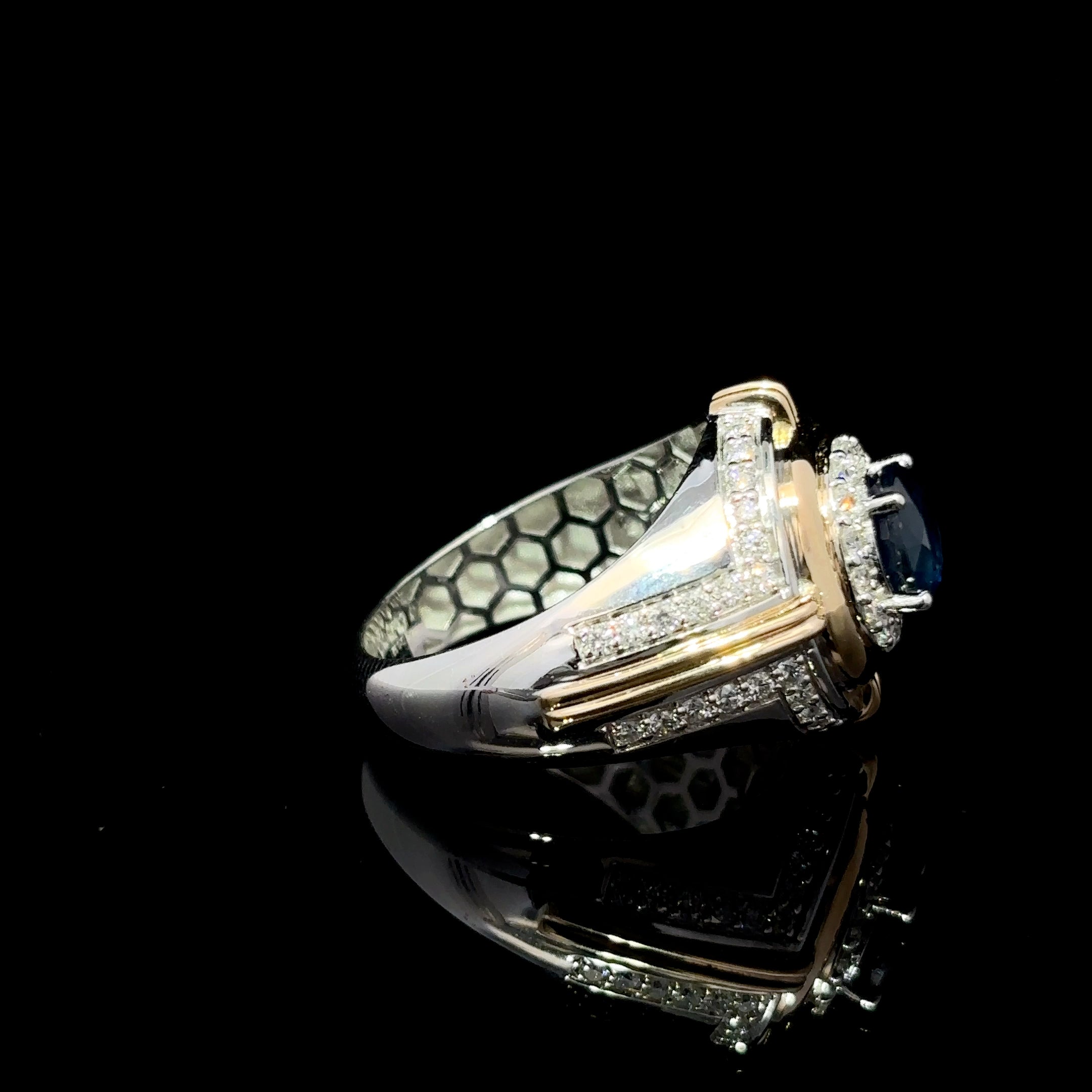 ANILLO DE ORO CON ZAFIRO Y DIAMANTE