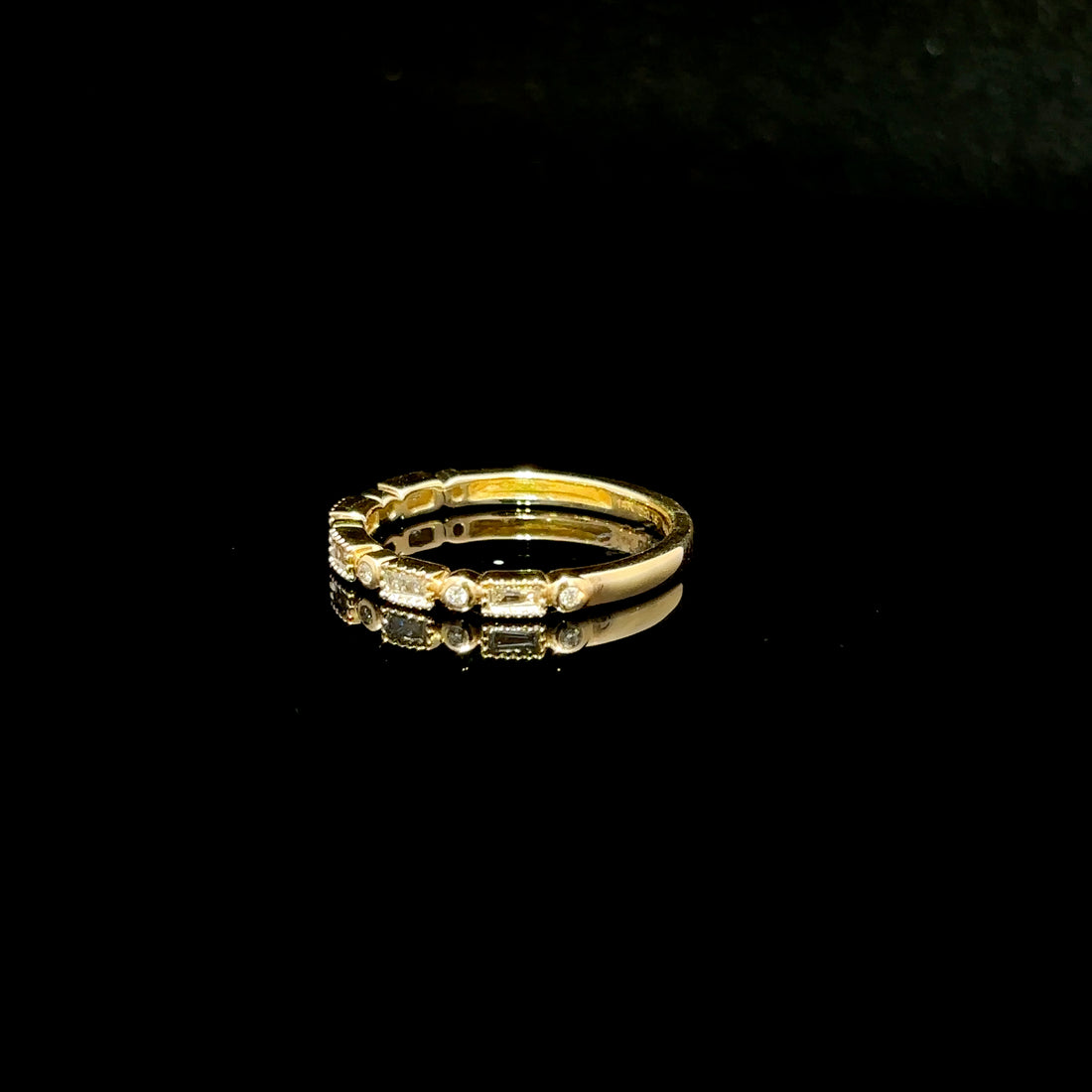 CHURUMBELA DE ORO CON DIAMANTES