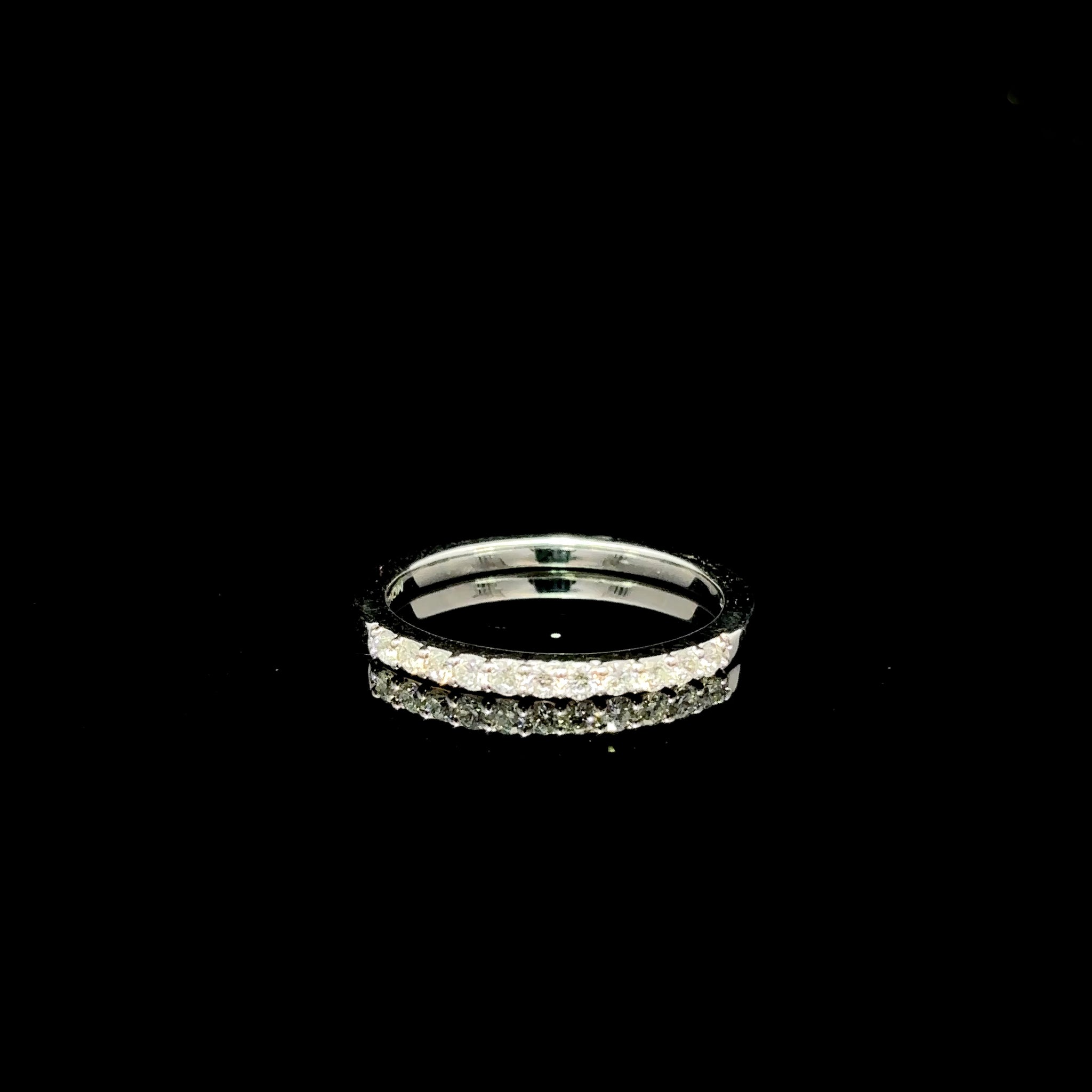 CHURUMBELA DE ORO CON DIAMANTES