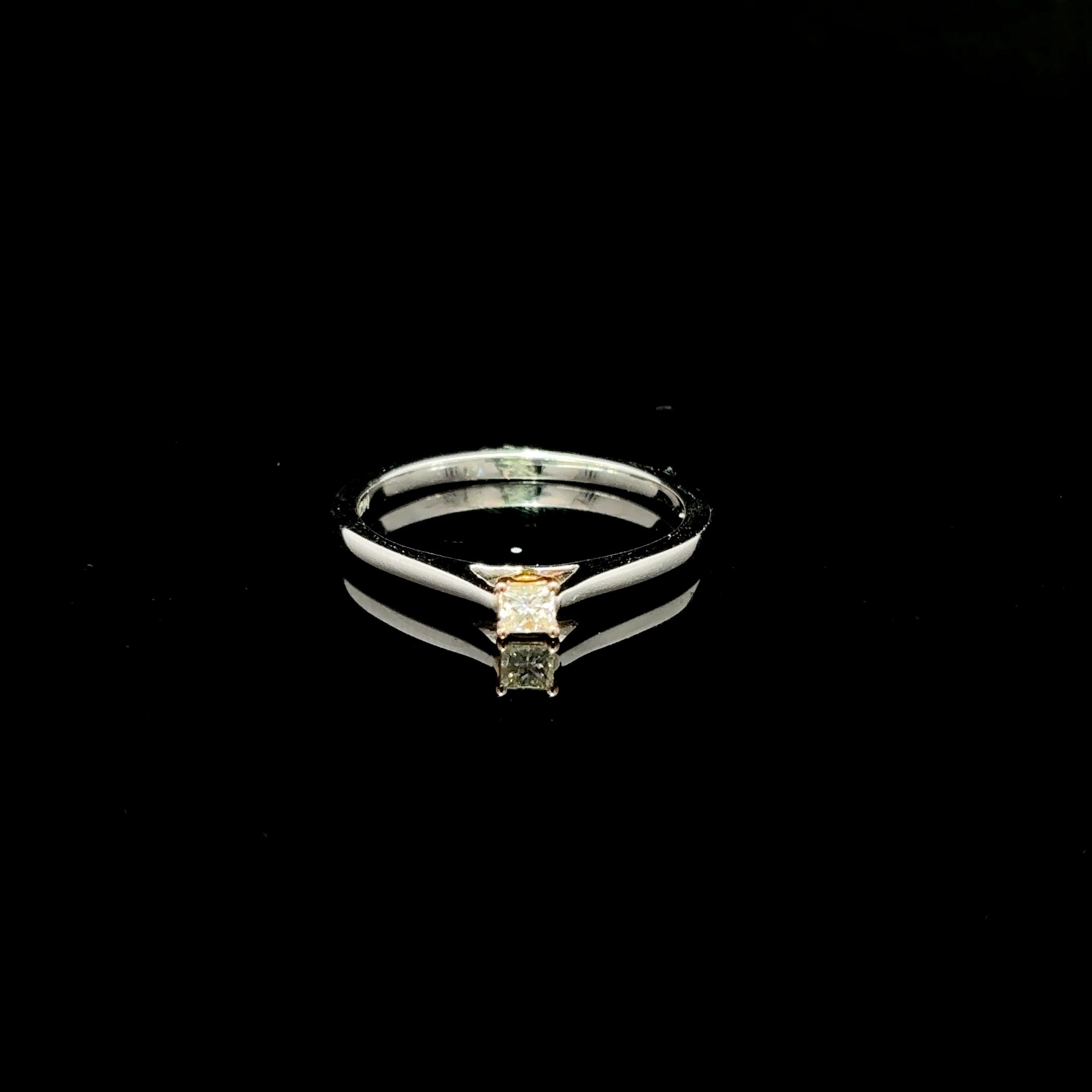 ANILLO DE COMPROMISO