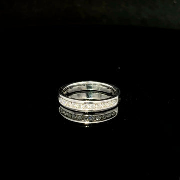 CHURUMBELA DE ORO CON DIAMANTES