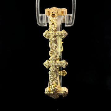 PULSERA DE DISEÑO EN ORO CON DIAMANTES