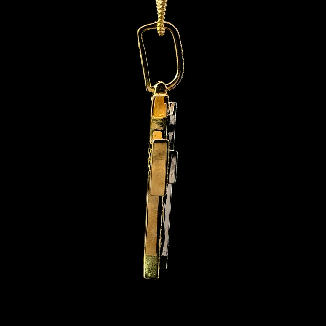 CRUZ DE ORO CON DIAMANTES