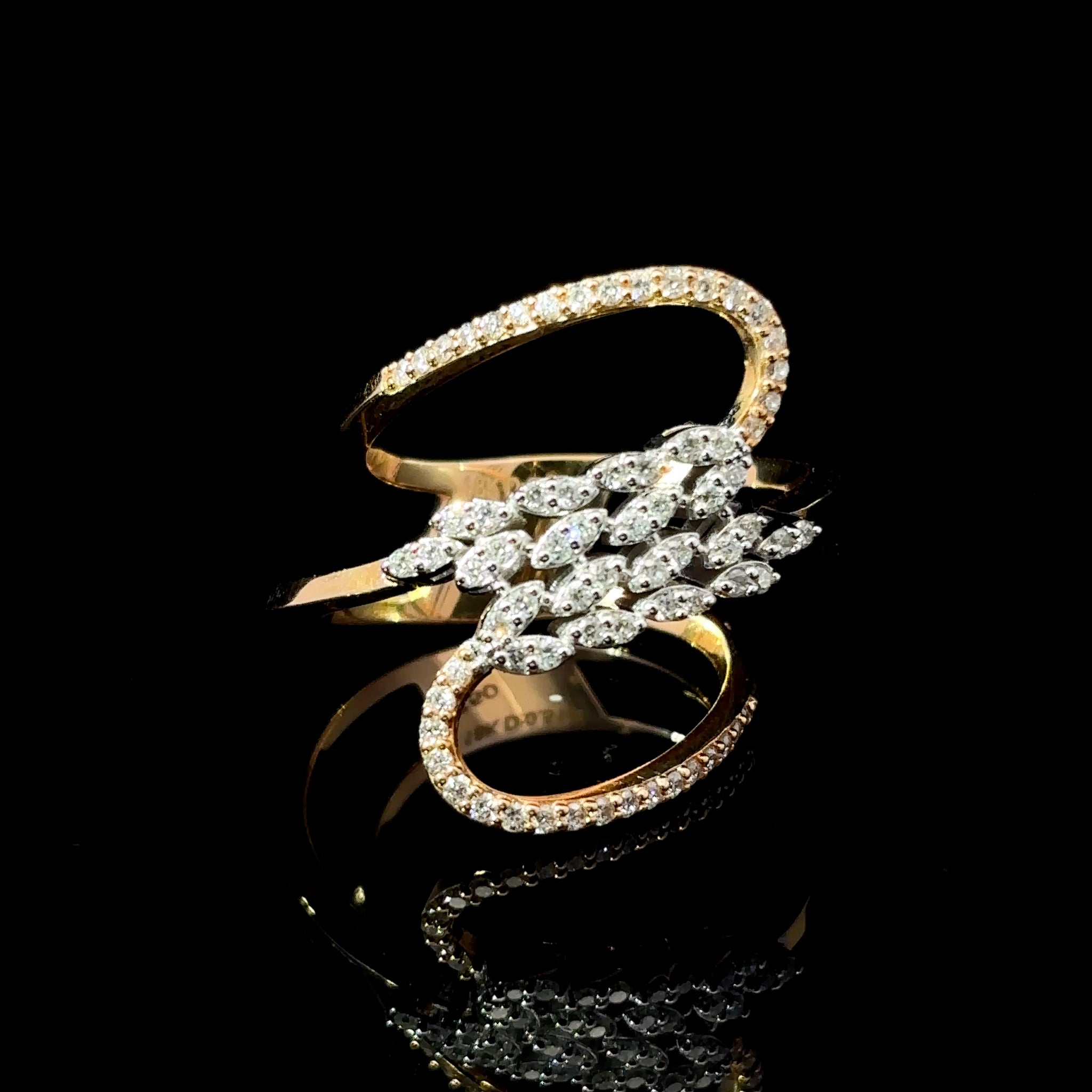 ANILLO DE ORO CON DIAMANTES