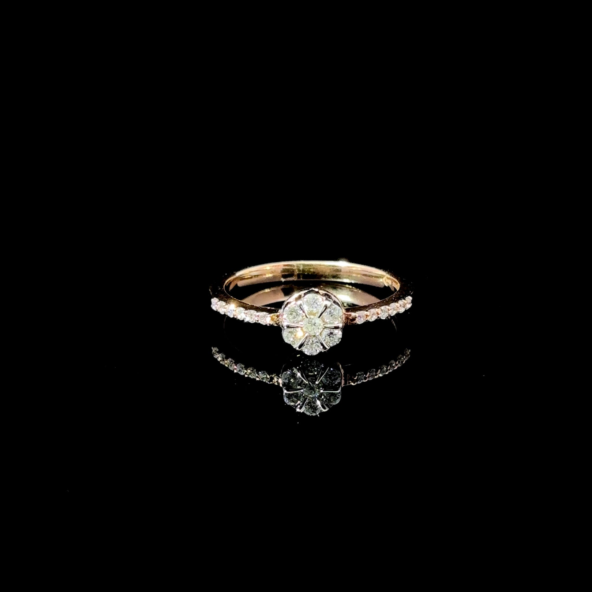 ANILLO DE ORO CON DIAMANTES
