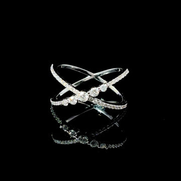 ANILLO DE ORO CON DIAMANTES