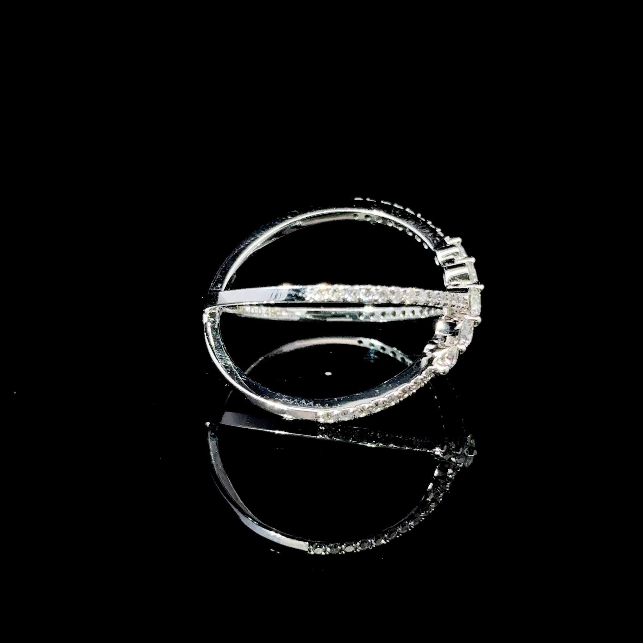 ANILLO DE ORO CON DIAMANTES