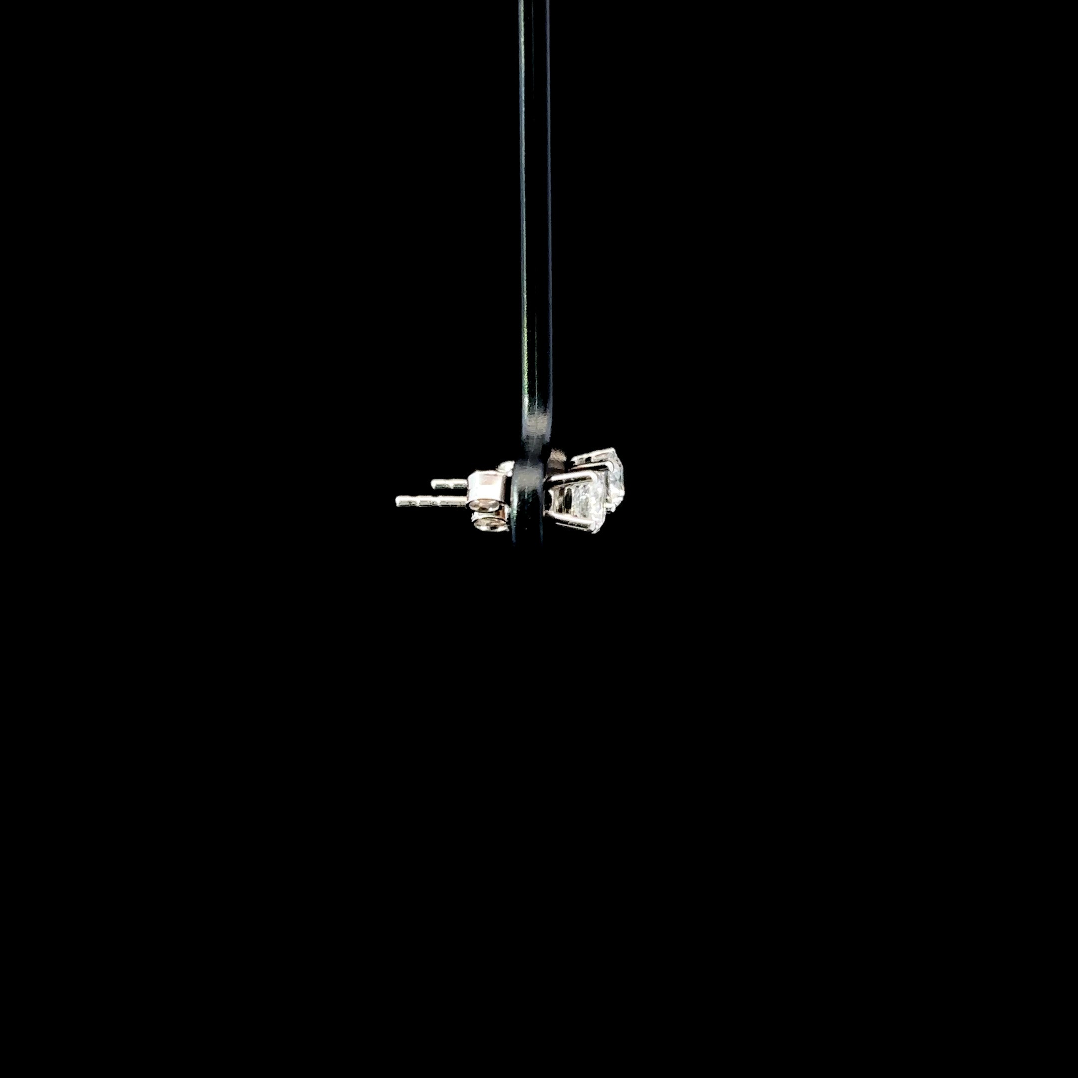 ARETES DE ORO CON DIAMANTES