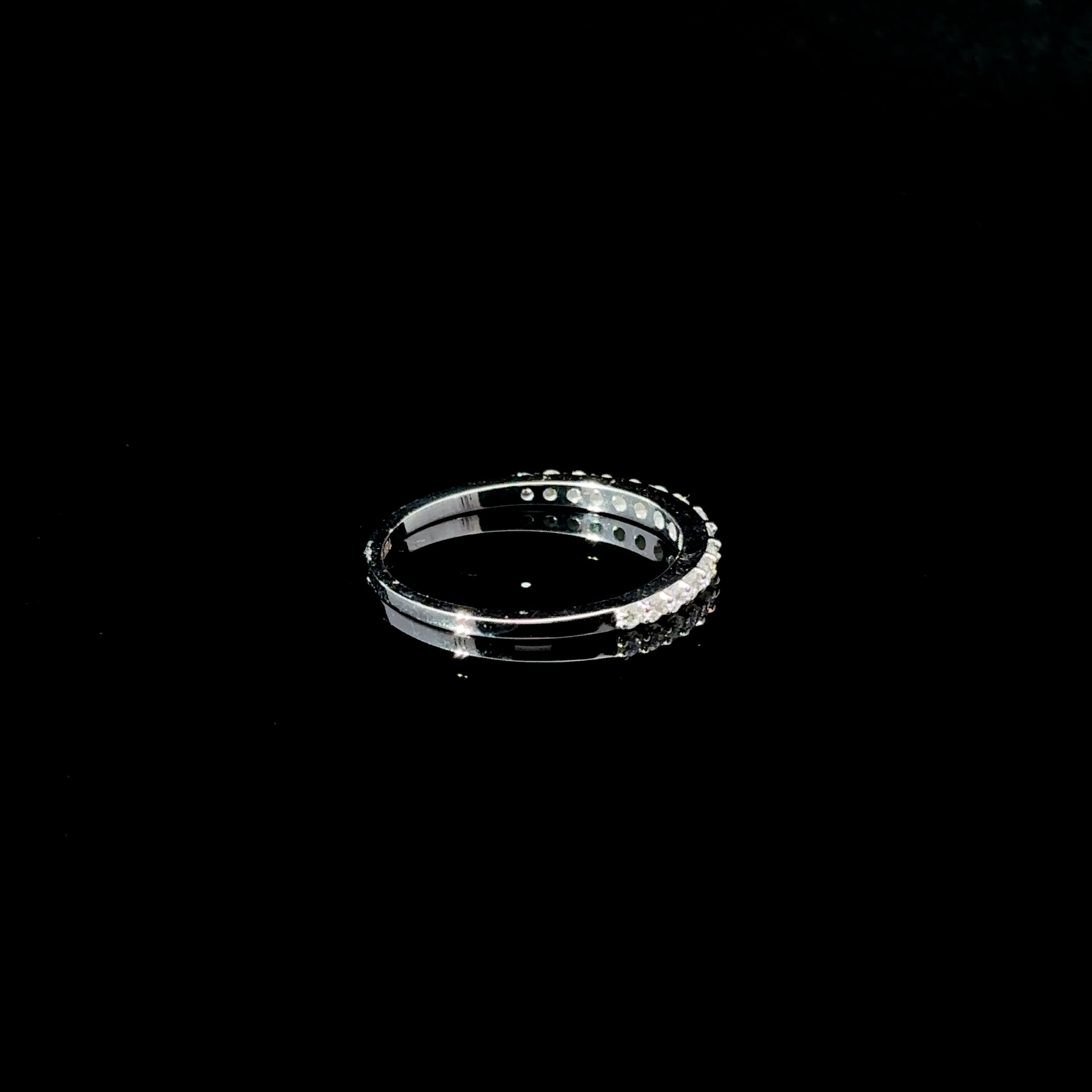 CHURUMBELA DE ORO CON DIAMANTES