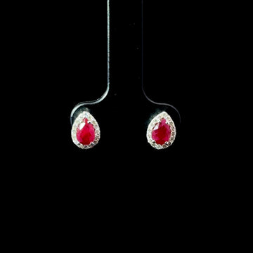 ARETES DE ORO CON DIAMANTES Y RUBI