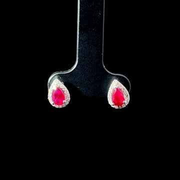 ARETES DE ORO CON DIAMANTES Y RUBI