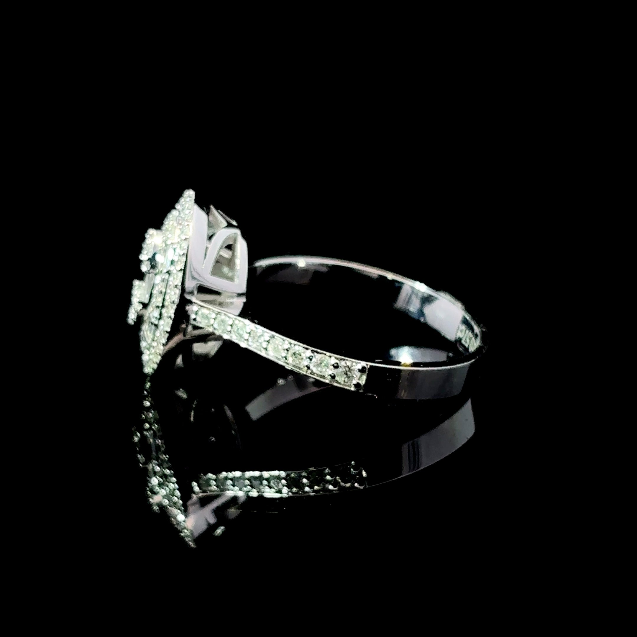 ANILLO DE ORO CON DIAMANTES