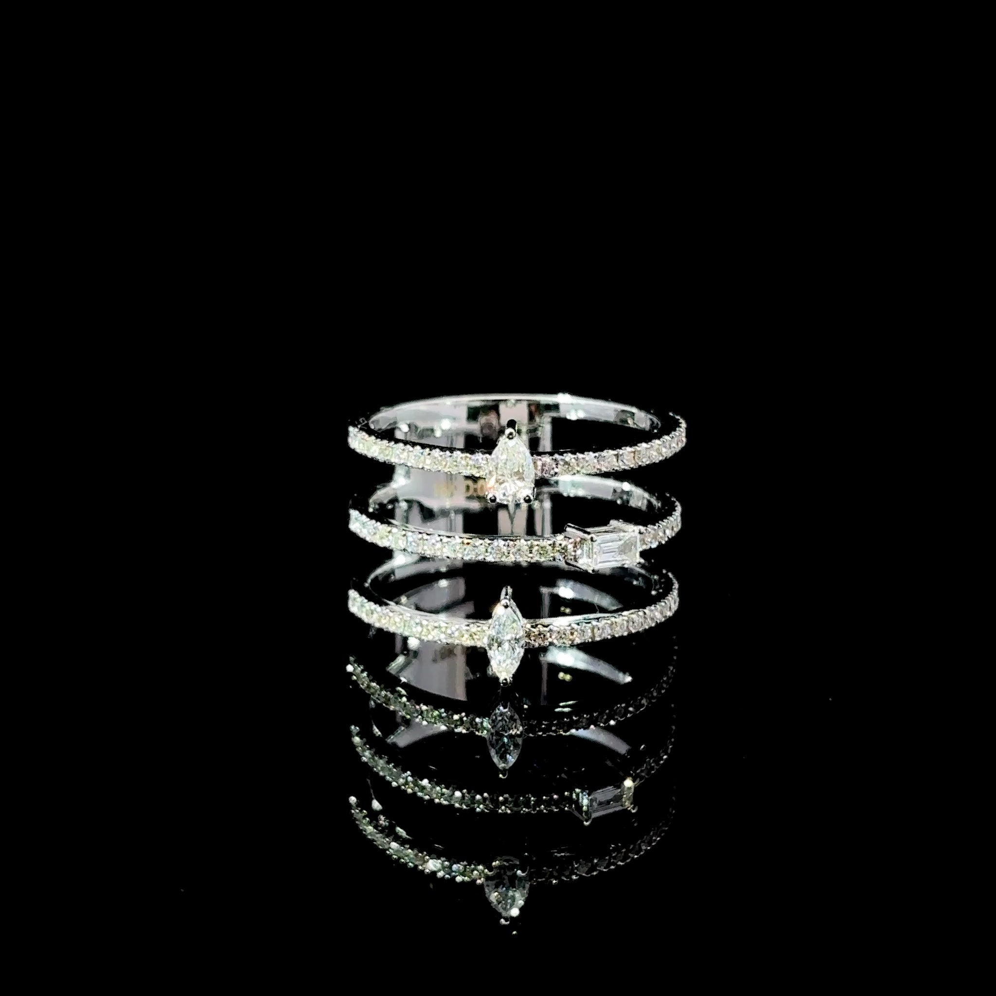 ANILLO DE ORO CON DIAMANTES