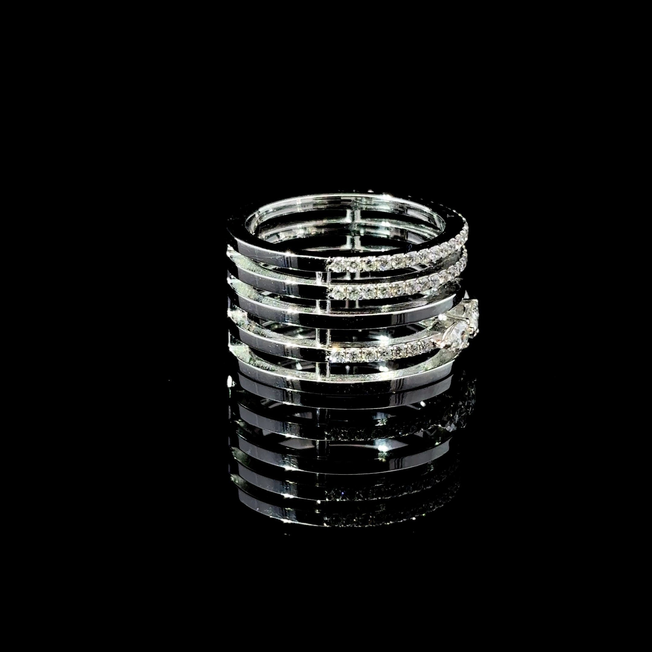 ANILLO DE ORO CON DIAMANTES