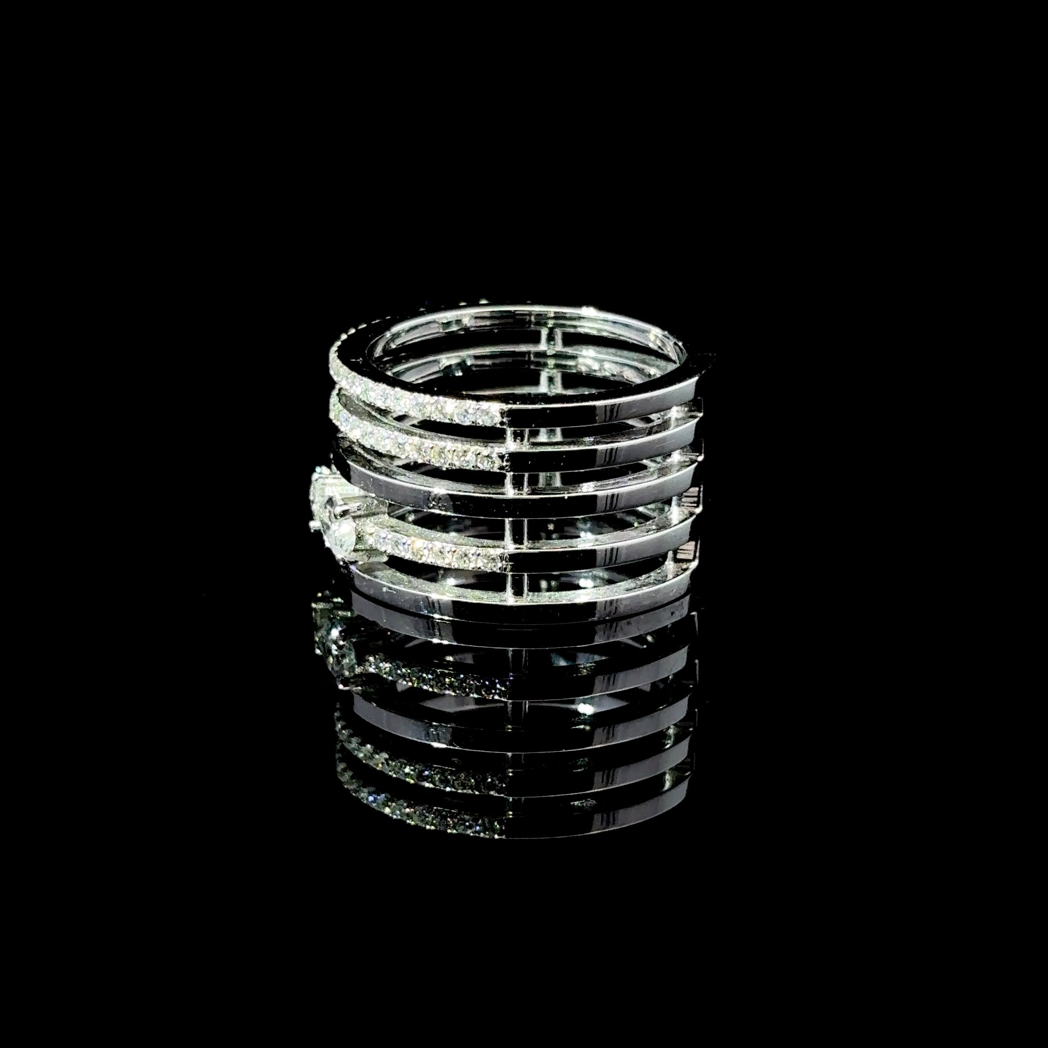 ANILLO DE ORO CON DIAMANTES