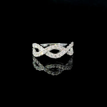 ANILLO DE ORO CON DIAMANTES