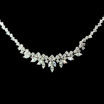 COLLAR DE ORO CON DIAMANTES