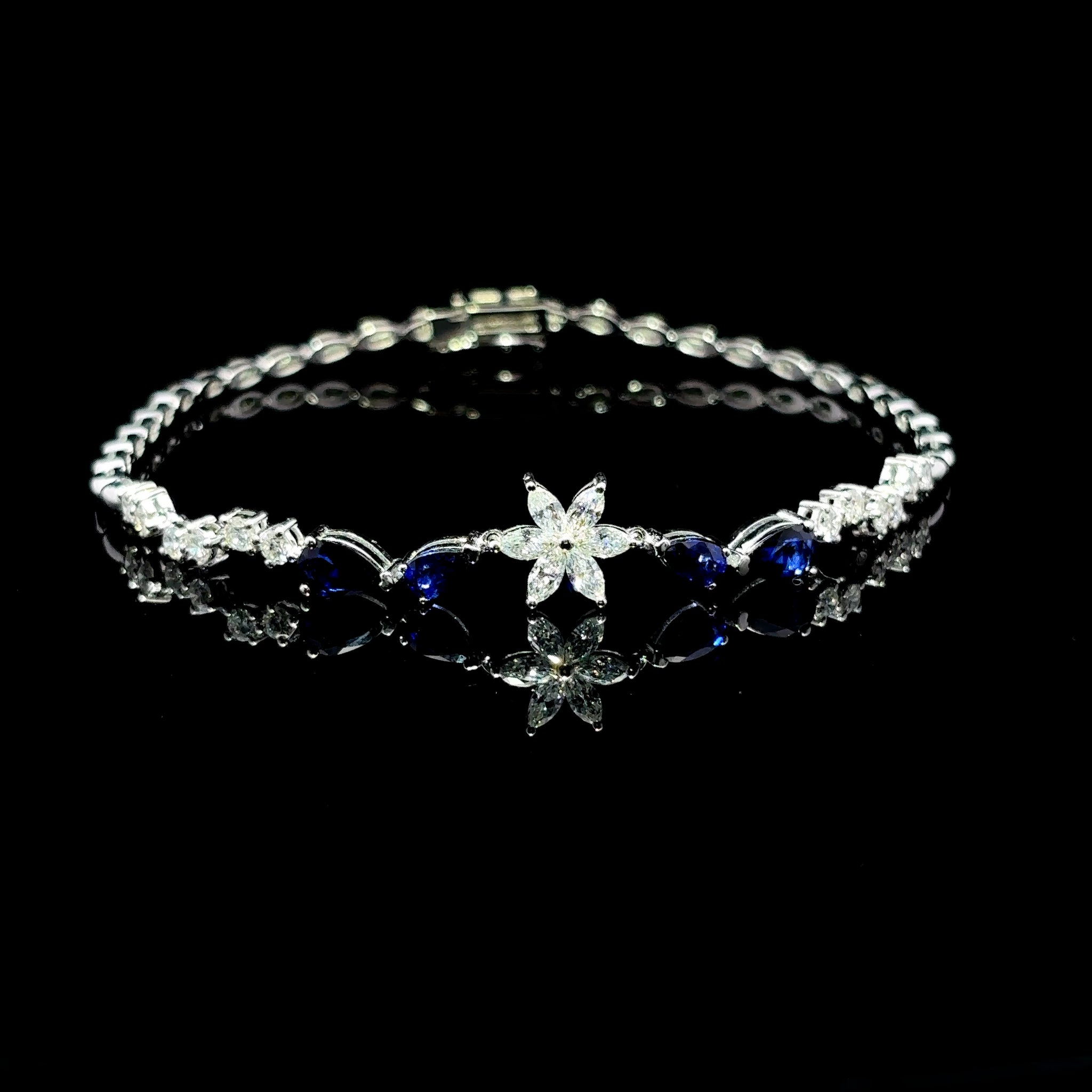 PULSERA DE ORO CON DIAMANTES Y ZAFIRO