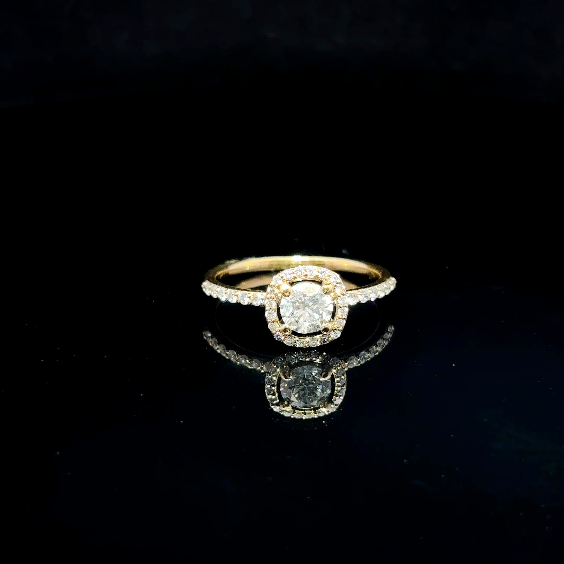 ANILLO DE ORO CON DIAMANTES