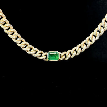 COLLAR DE ORO CON ESMERALDA Y DIAMANTES