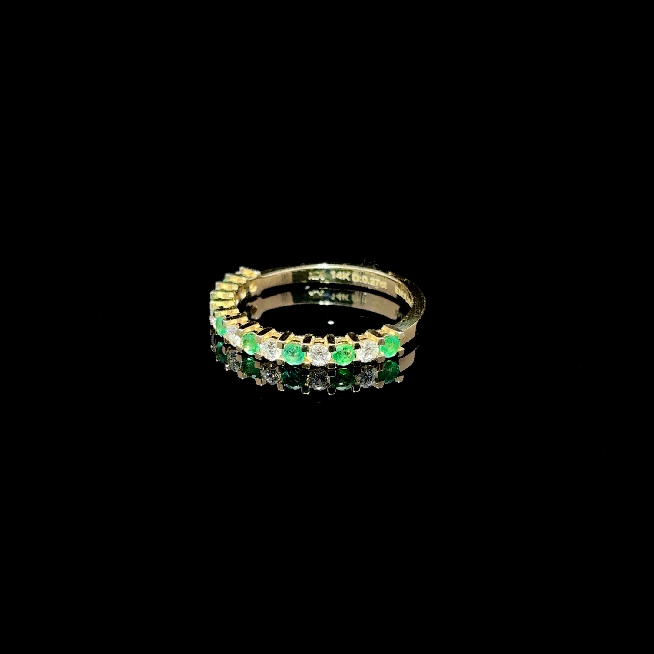 CHURUMBELA DE ORO CON DIAMANTES Y ESMERALDA