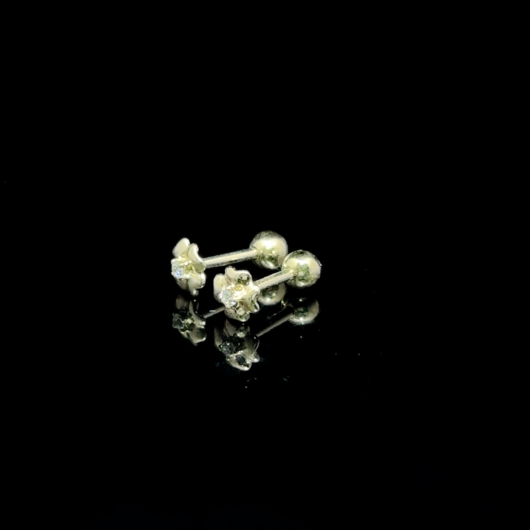 BROQUELES DE ORO CON DIAMANTE