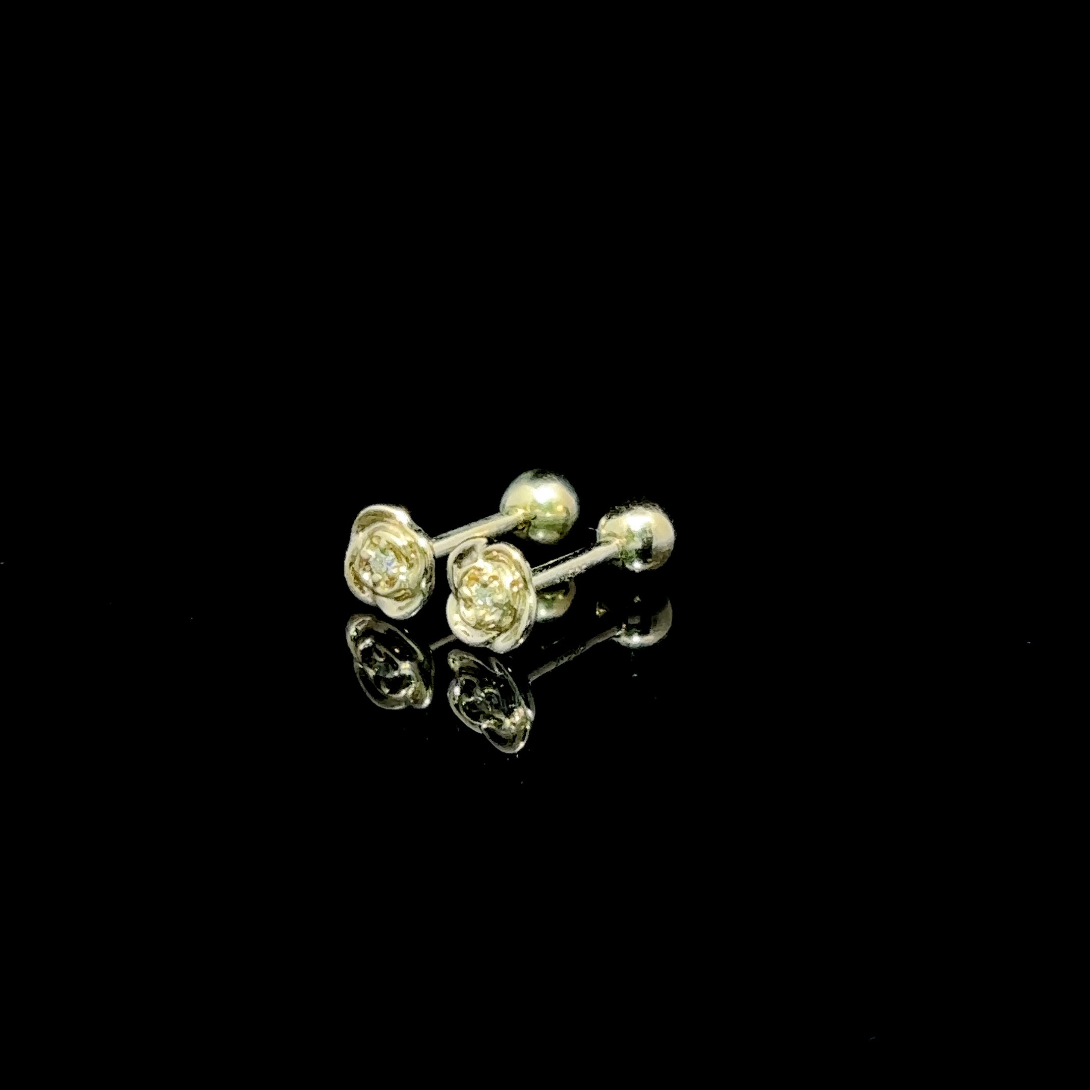 BROQUELES DE ORO CON DIAMANTE